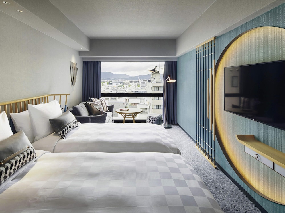 スーペリア トリプルルーム 禁煙 浴槽 (2 Single beds and 1 single sofa bed) | メルキュール京都ステーション