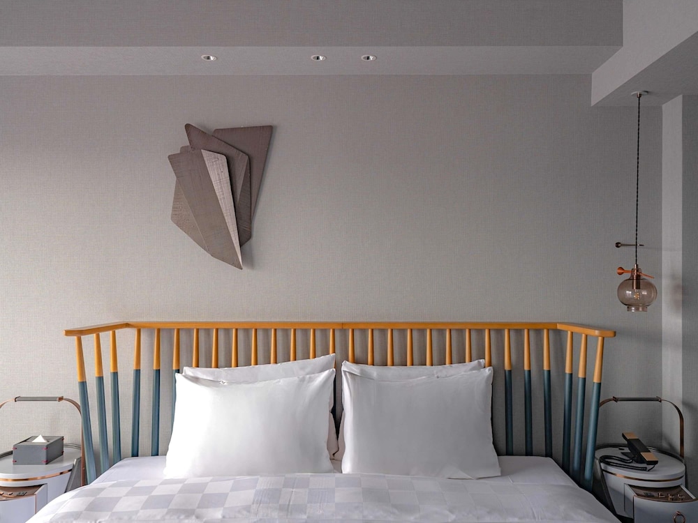 スーペリア ルーム キングベッド 1 台 禁煙 客室7 | メルキュール京都ステーション