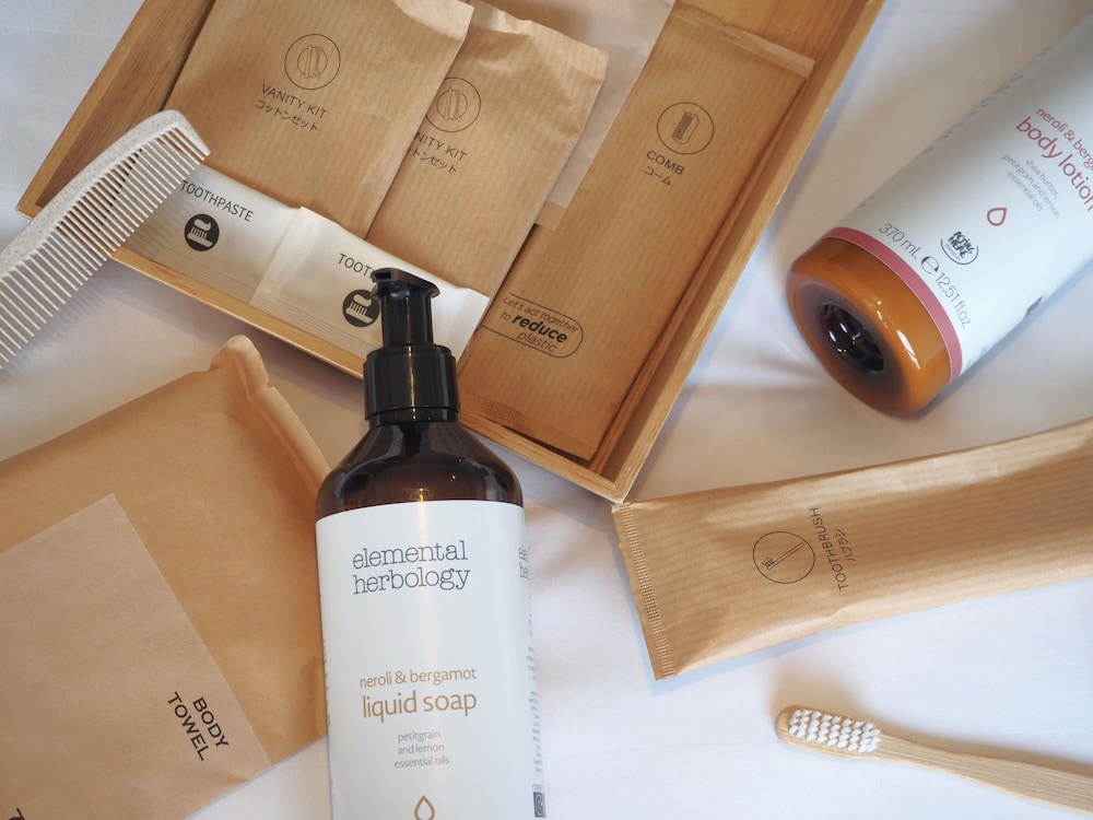 スーペリア ルーム キングベッド 1 台 禁煙 客室の設備とサービス2 | メルキュール京都ステーション