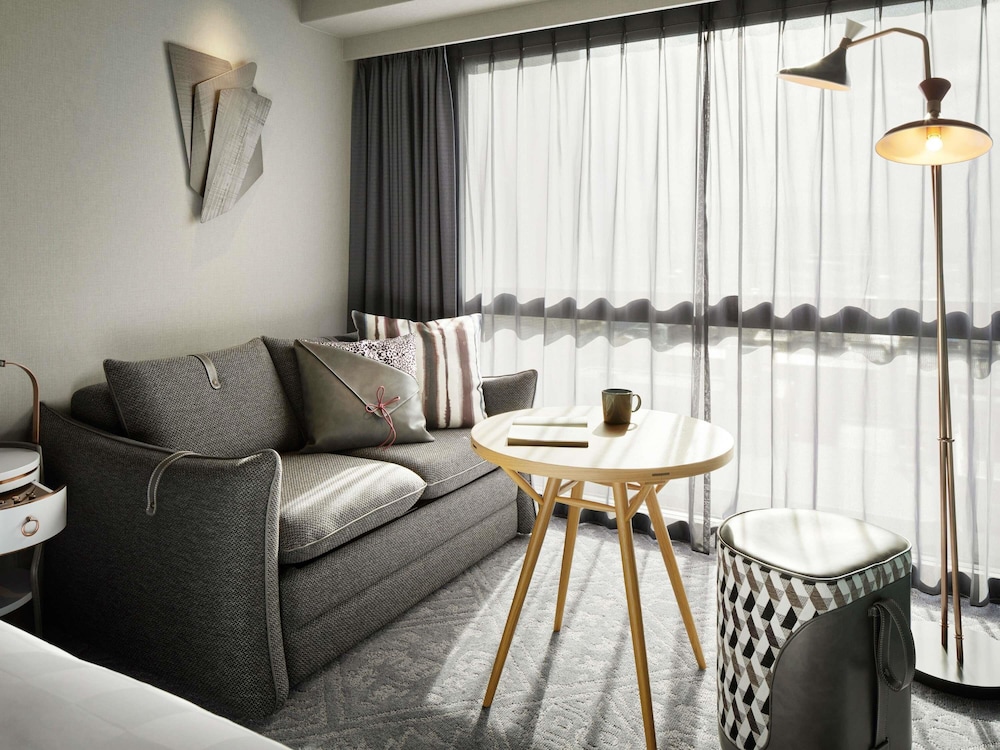 スーペリア トリプルルーム 禁煙 浴槽 (2 Single beds and 1 Sofa bed) 客室5 | メルキュール京都ステーション