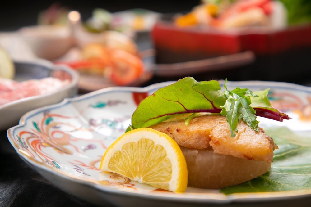 スタンダード和室8畳 旬彩舟盛×A5豊後牛ステーキ×温泉地獄蒸し 客室6 | やすらぎの宿 由布