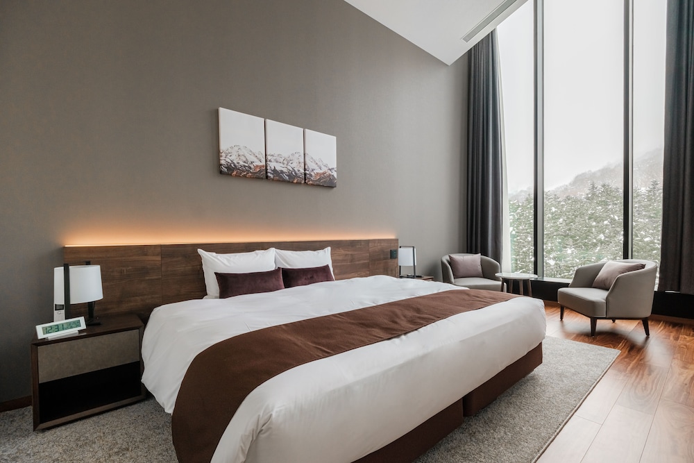 4ベッドルーム ペントハウスレジデンス 客室1 | ザ・ヴェール・ルスツ