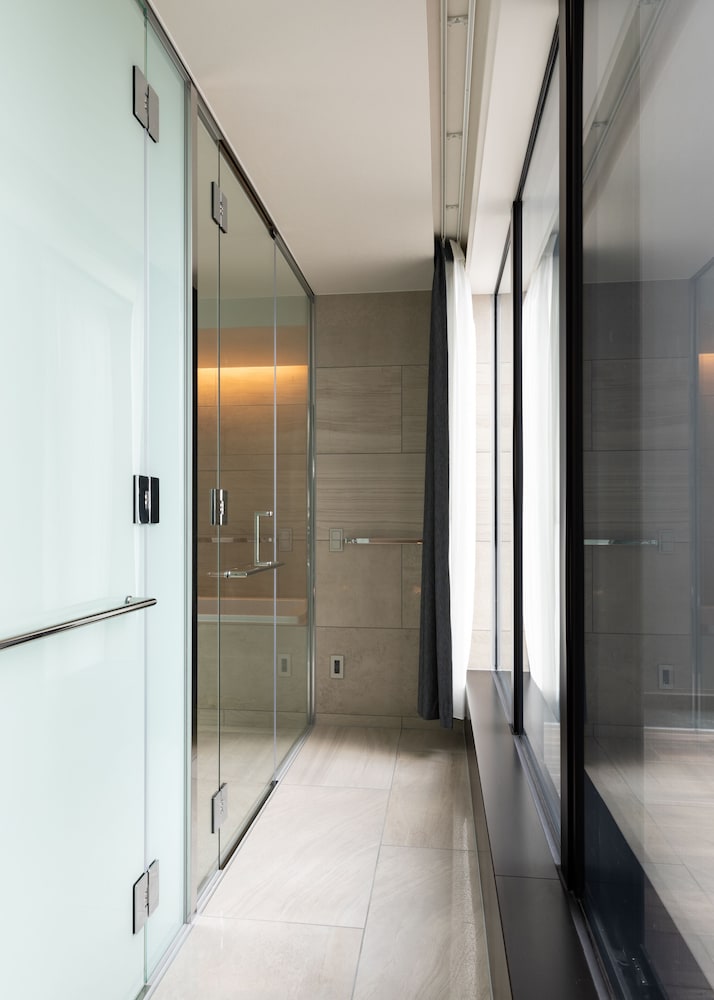 4ベッドルーム ペントハウスレジデンス バスルーム2 | ザ・ヴェール・ルスツ