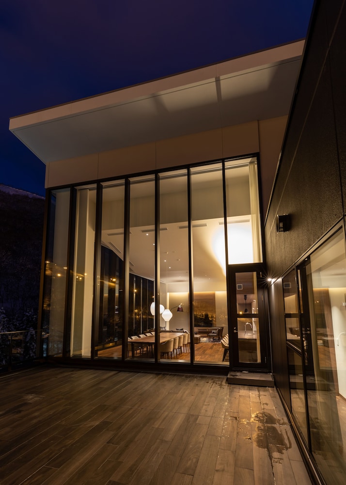 4ベッドルーム ペントハウスレジデンス テラス / パティオ0 | ザ・ヴェール・ルスツ