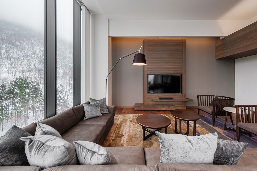 4ベッドルーム ペントハウスレジデンス リビング エリア10 | ザ・ヴェール・ルスツ