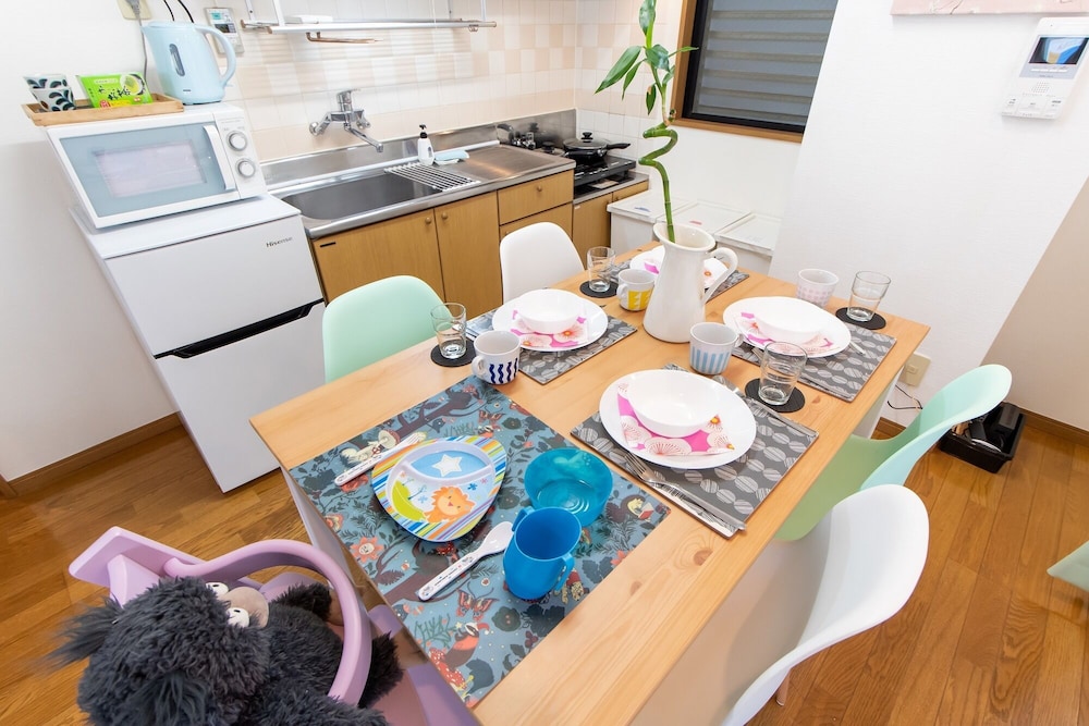 レストラン1 | Elle’s Shirokane guest house レストラン1 | Elle’s Shirokane guest house