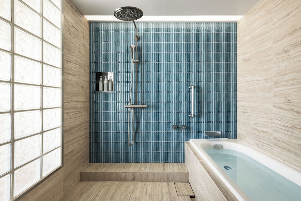 スーペリアクイーンルーム シティビュー 禁煙 バスルーム2 | THE AOYAMA GRAND HOTEL