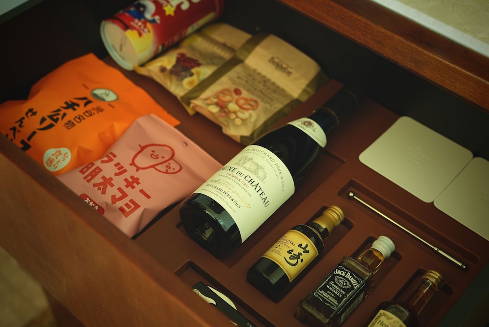 スタンダードクイーンルーム シティビュー 禁煙 ミニバー0 | THE AOYAMA GRAND HOTEL