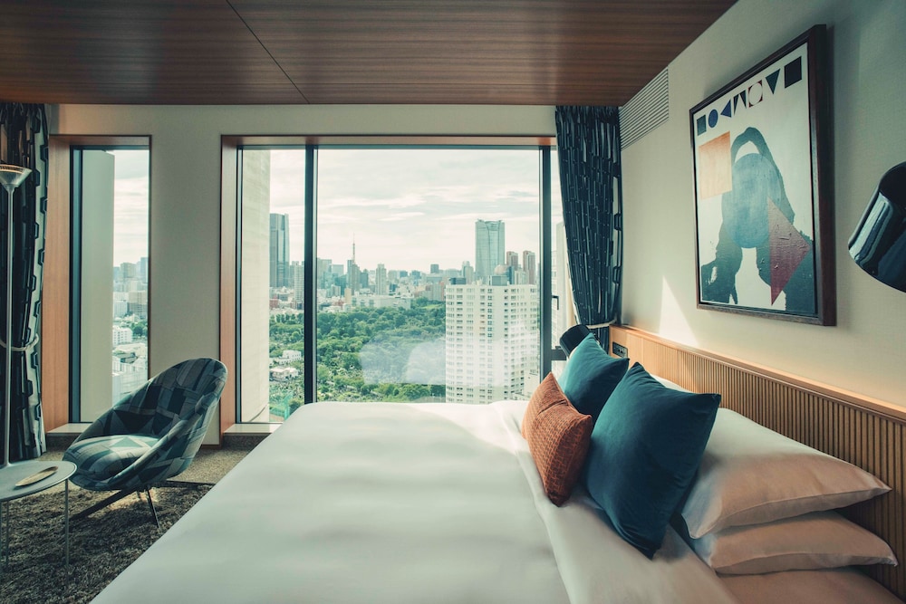 デラックスキングルーム シティビュー 禁煙 客室3 | THE AOYAMA GRAND HOTEL