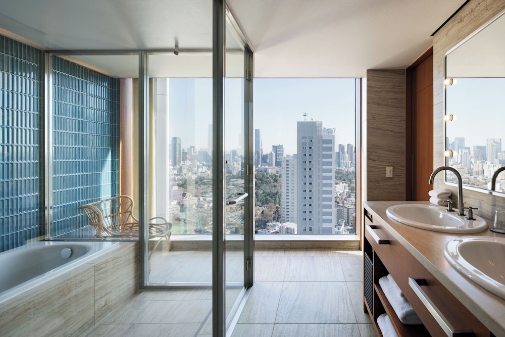 青山 スイートキング シティビュー 禁煙 客室13 | THE AOYAMA GRAND HOTEL