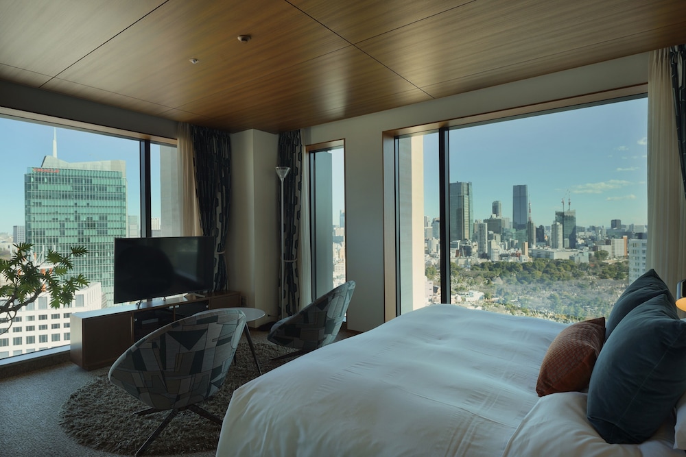 デラックスキングルーム シティビュー 禁煙 客室5 | THE AOYAMA GRAND HOTEL