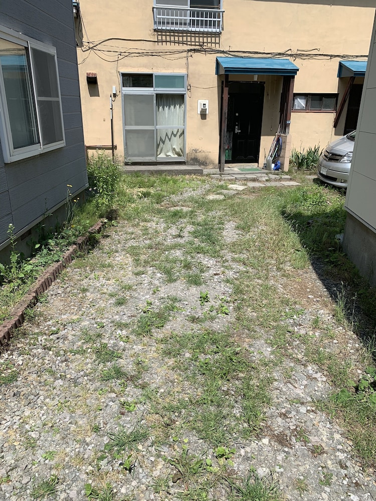 駐車場1 | Kikusui House 駐車場1 | Kikusui House