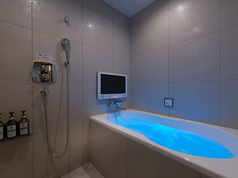 グランデルームlong stay チェックイン14時/チェックアウト12時 喫煙 バスルーム0 | HOTEL GLANZ CASCATA