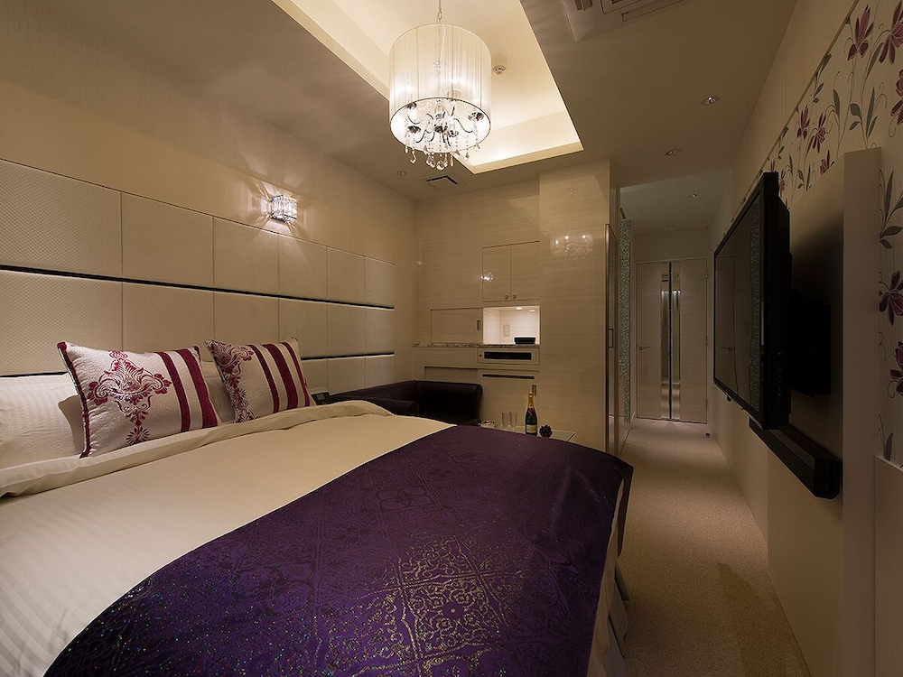 スーペリアルームlong stay チェックイン14時/チェックアウト12時 喫煙 客室1 | HOTEL GLANZ CASCATA