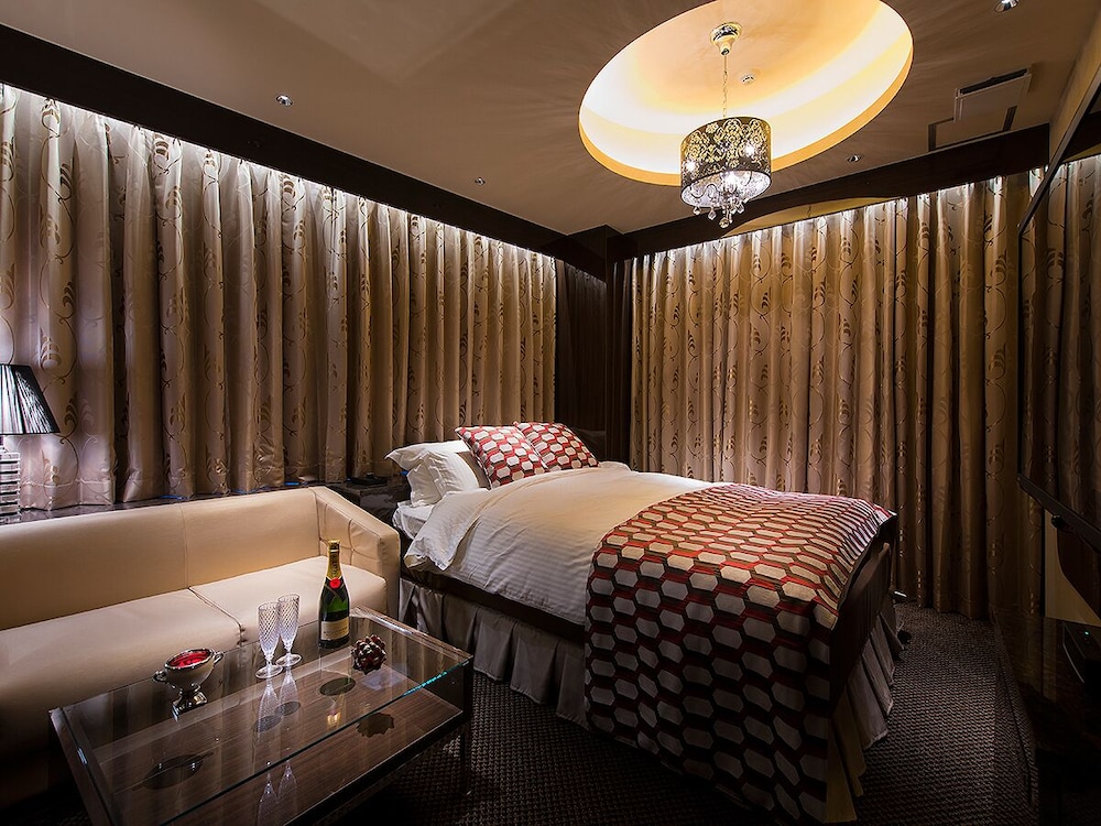 客室1 | HOTEL GLANZ CASCATA