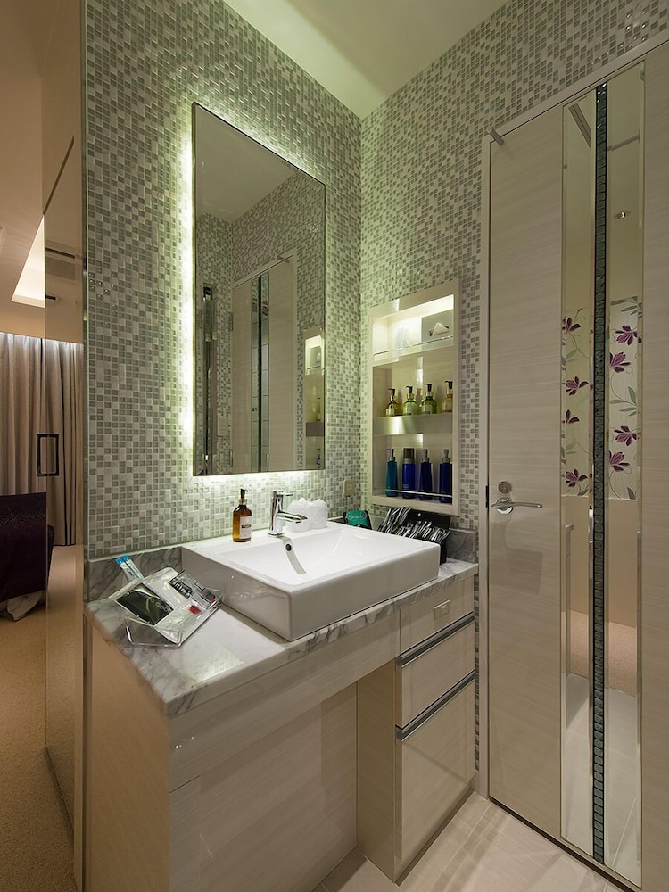 スーペリアルームlong stay チェックイン14時/チェックアウト12時 喫煙 客室0 | HOTEL GLANZ CASCATA