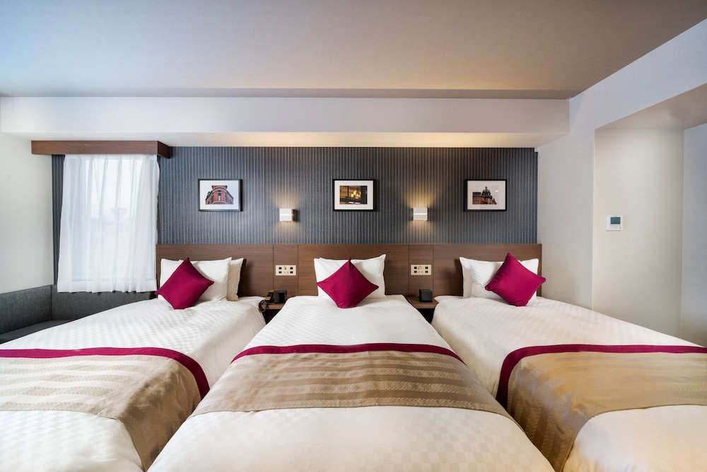 スタンダード ルーム シングルベッド 3 台 禁煙 冷蔵庫 (Larger Room) | ベストウェスタンプラス福岡天神南