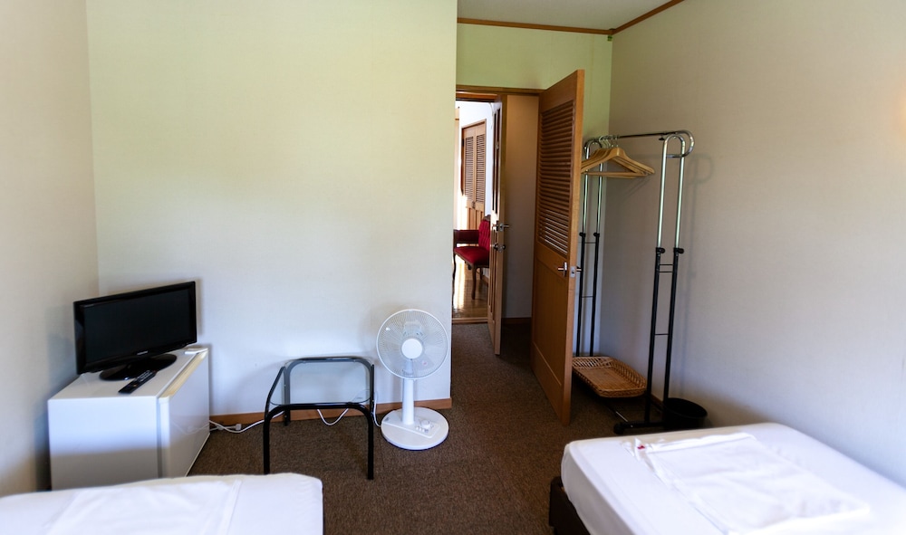 コンフォート ツインルーム 専用バスルーム 客室の設備とサービス0 | The Niseko Ski Lodge - Higashiyama