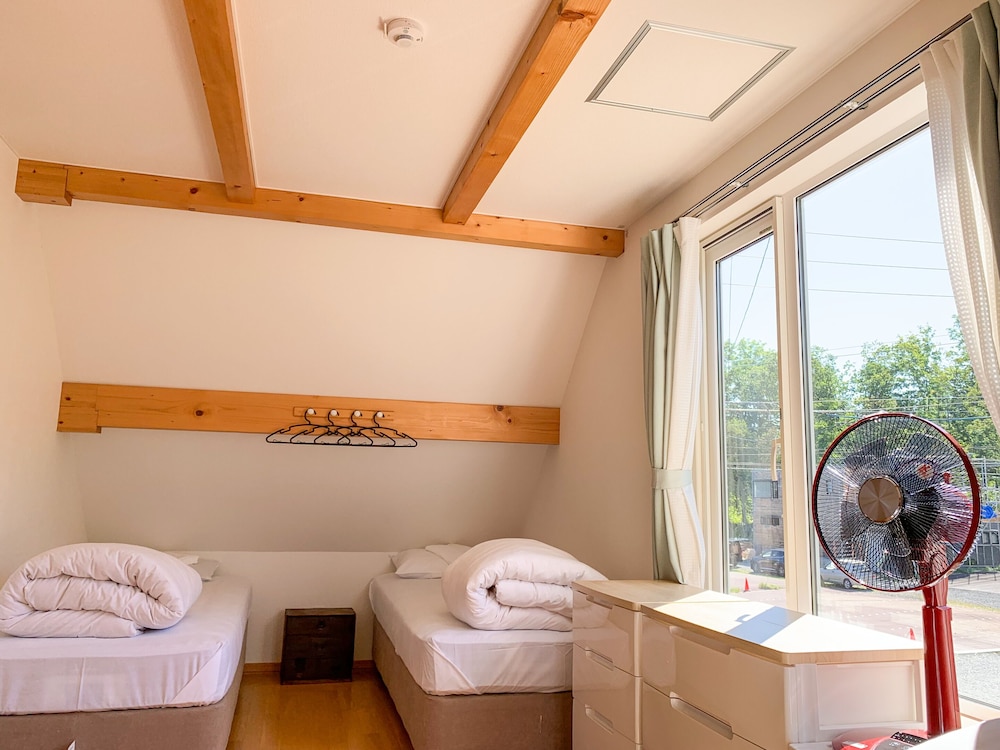 デラックス シャレー バスルーム1 | Trailside Apartments & Chalet
