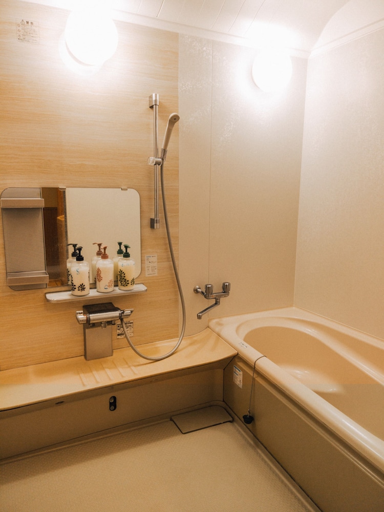 アパートメント マウンテンビュー バスルーム1 | Yotei Town House