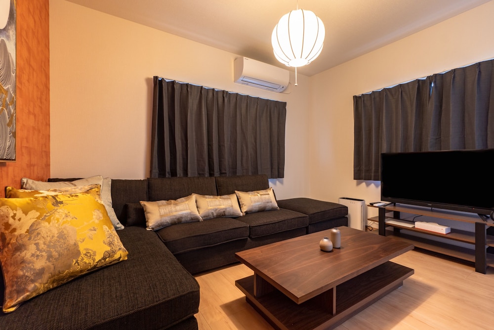 プライベートバケーションホーム リビングルーム0 | Tsukiyume-kan