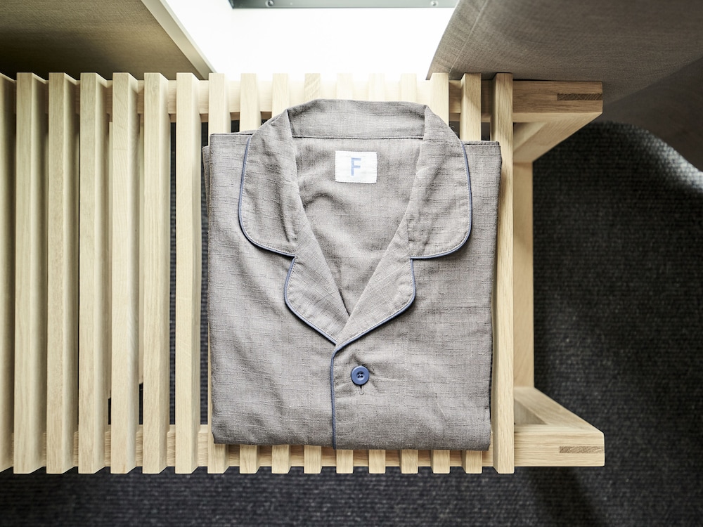 ロフトベッド ツイン 禁煙 (シャワーブース付き*バスタブはありません) 客室の設備とサービス2 | THE REIGN HOTEL KYOTO