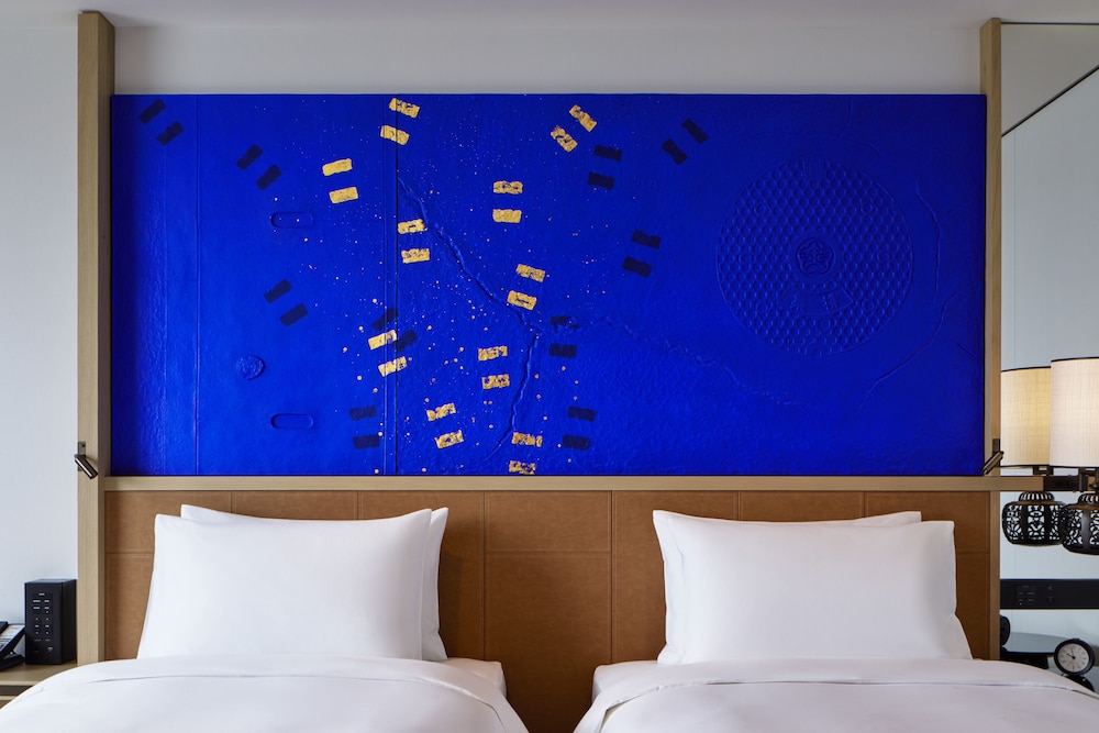 ルーム ベッド (複数台) (2 Twin Beds with Sofa Bed) 客室1 | ハイアット セントリック 金沢