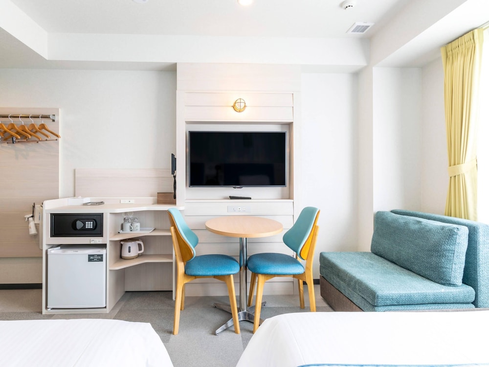 スーペリア ルーム シングルベッド 2 台 禁煙 客室6 | コンフォートホテル石垣島