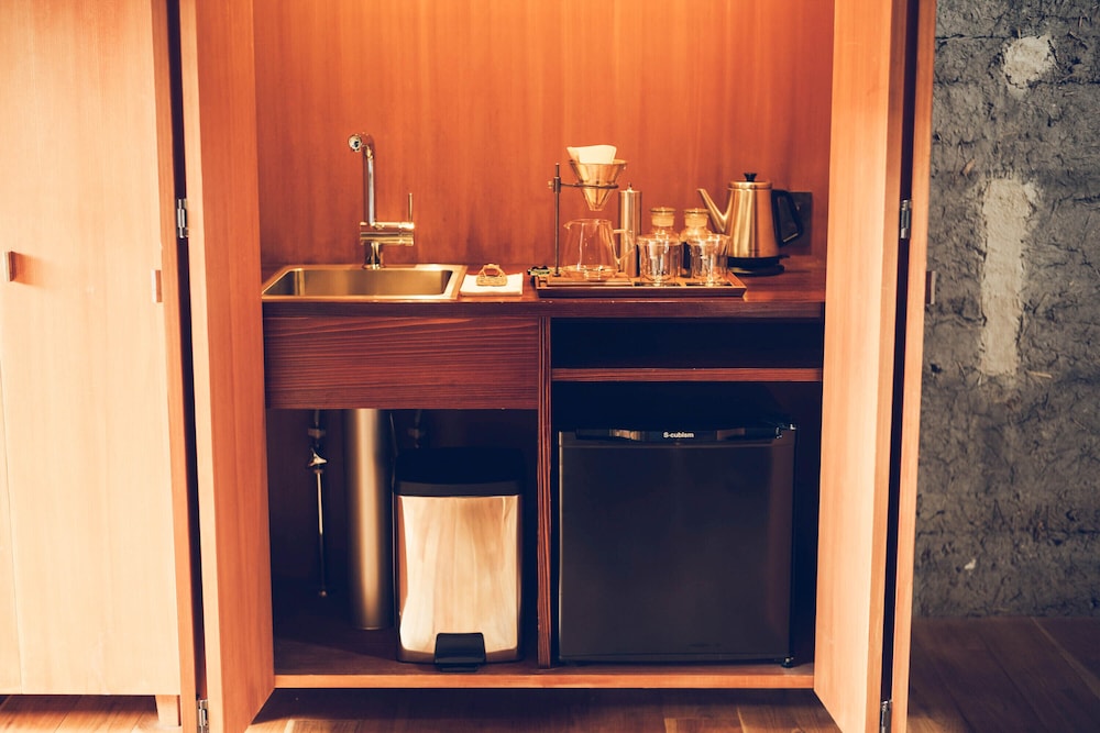 一棟貸し 半露天風呂付 客室の設備とサービス2 | つきひの家 京都