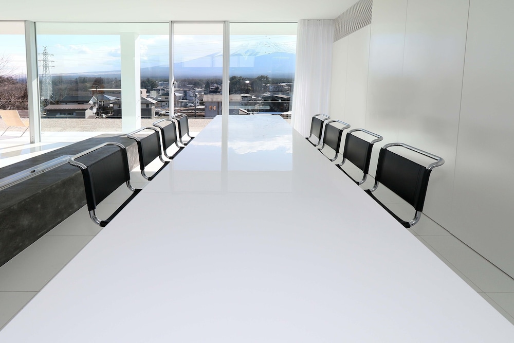 THE スイート 富士山ビュー 客室1 | THE GARDEN