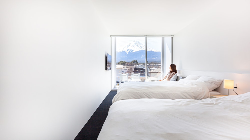スタンダード ツインルーム 富士山ビュー 客室3 | THE GARDEN