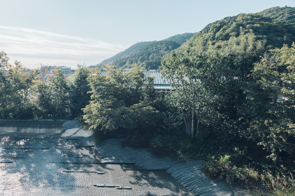 ツインルーム バルコニー マウンテンビュー 部屋からの景観0 | MUNI KYOTO