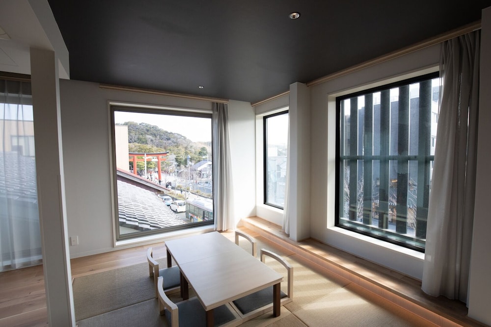 [ TOKIFUSA 306 ] Family ラグジュアリーツイン リビング エリア0 | 源 (GEN) ホテル鎌倉