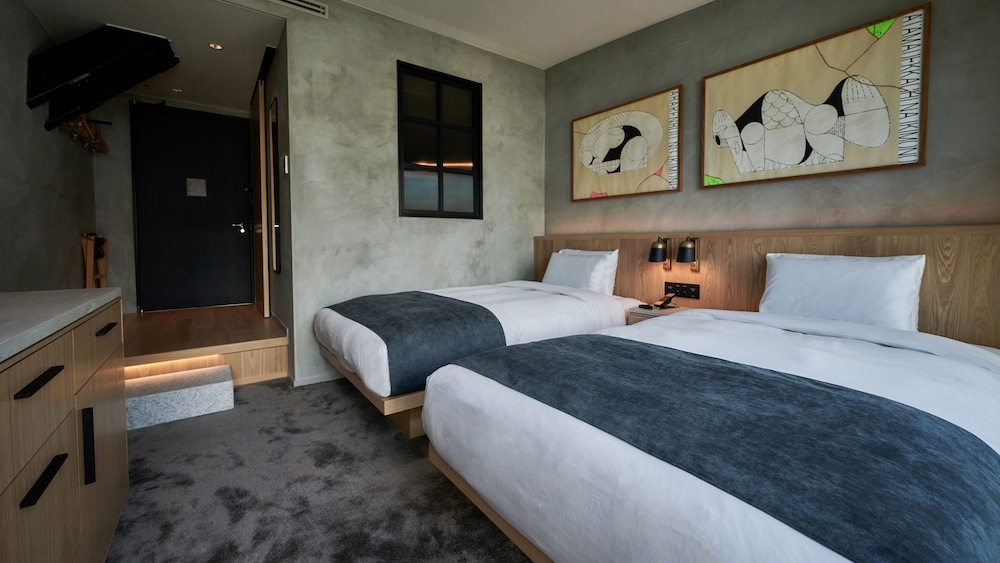 L09 スタンダードツイン 客室1 | ザ タワー ホテル ナゴヤ