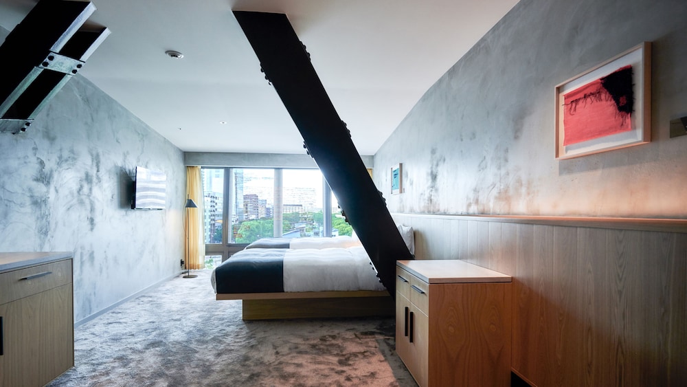 L02 フォレストビューツイン ユニバーサルルーム 客室1 | ザ タワー ホテル ナゴヤ