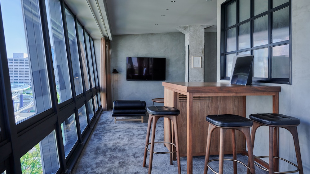 L06 フォレストコーナースイート 客室1 | ザ タワー ホテル ナゴヤ