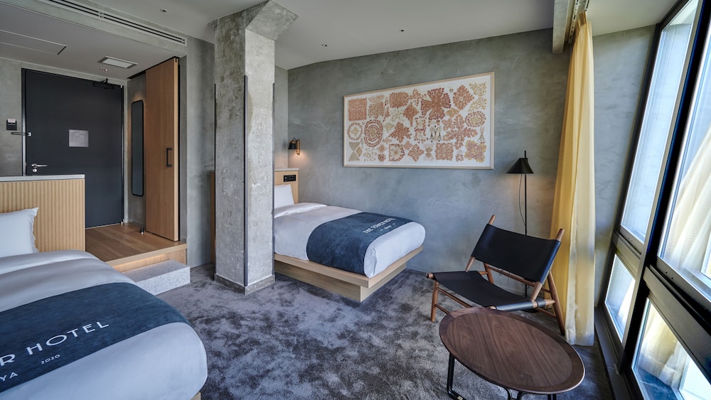 L08 スタンダードツイン | ザ タワー ホテル ナゴヤ