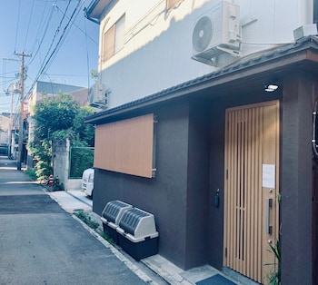 Hanazonominami Apartment 201