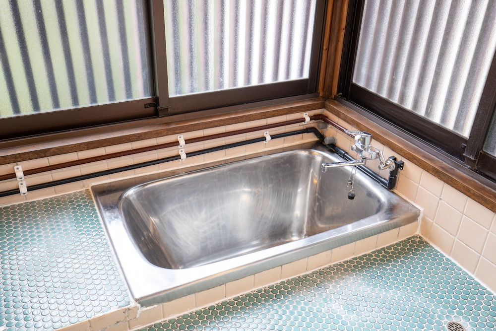 一棟貸し 伊豆Ricca 深めの浴槽0 | 伊豆 Ricca