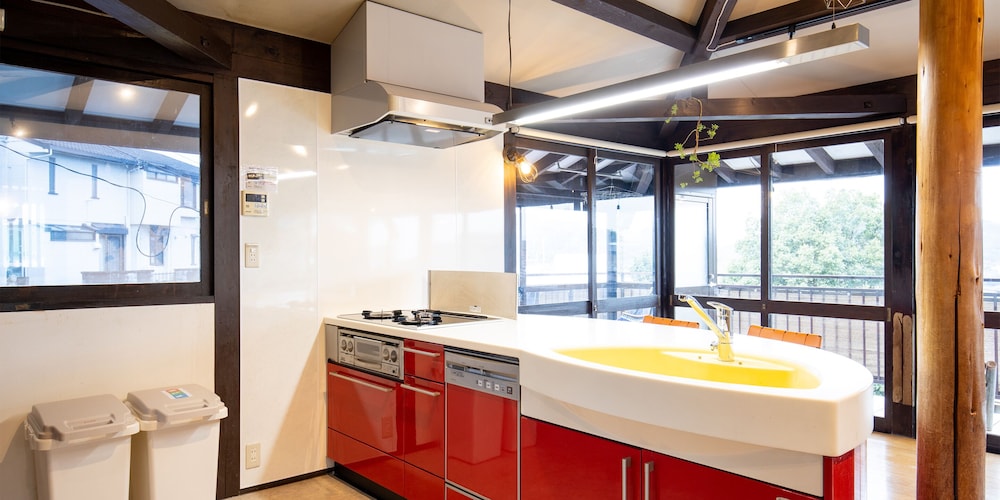 一棟貸し 伊豆Ricca 専用キッチン1 | 伊豆 Ricca