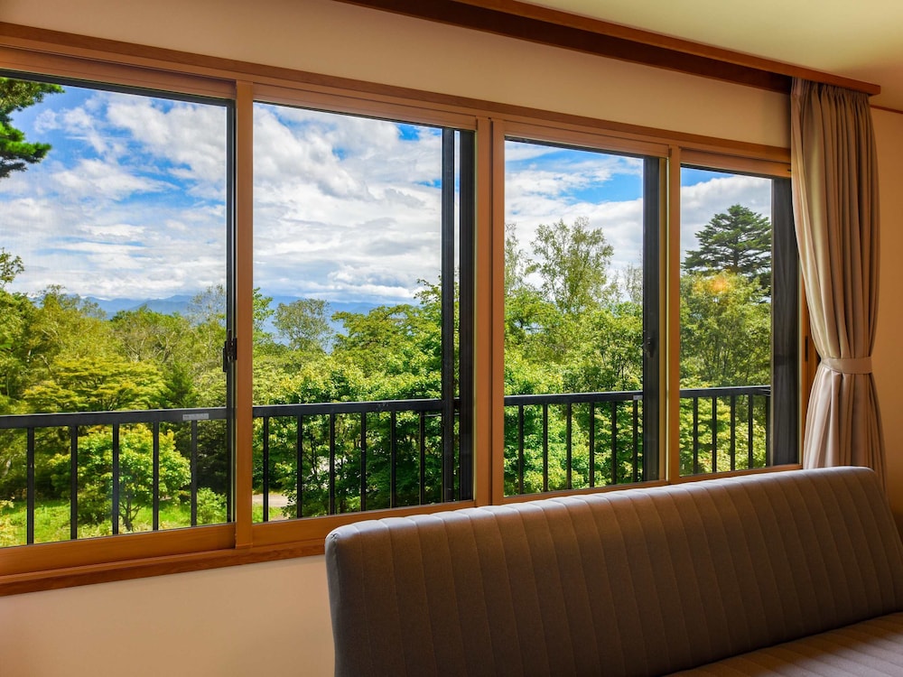 [湖畔側] 和洋室 客室1 | Suzuranso