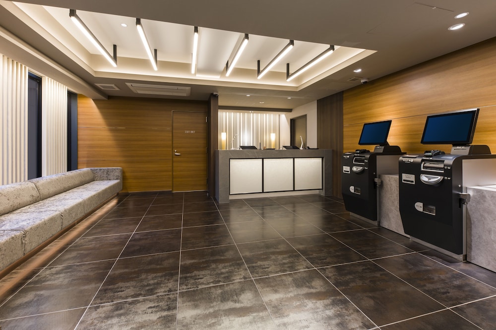 フロント1 | IAM HOTEL