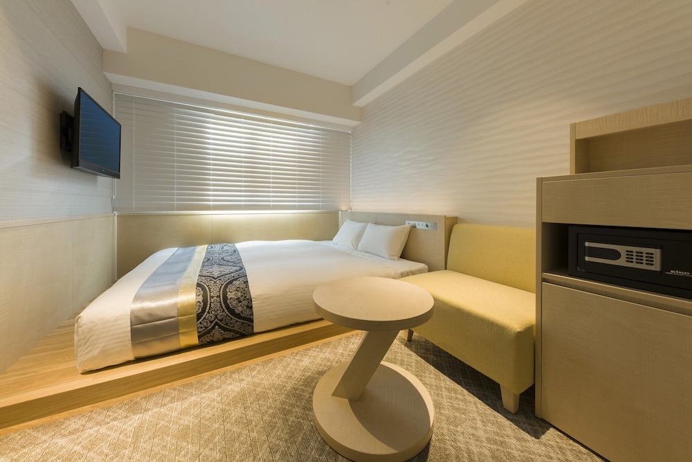 スタンダード ダブルルーム 禁煙 客室2 | IAM HOTEL