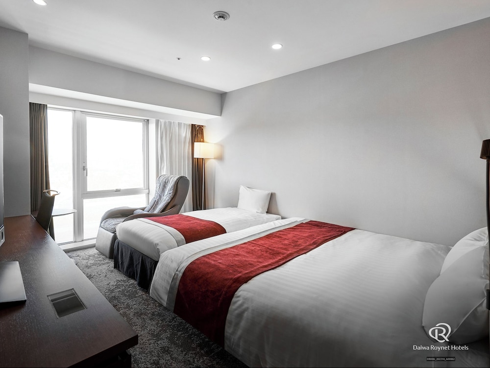[禁煙/景観なし] デラックスキング | ダイワロイネットホテル福山駅前