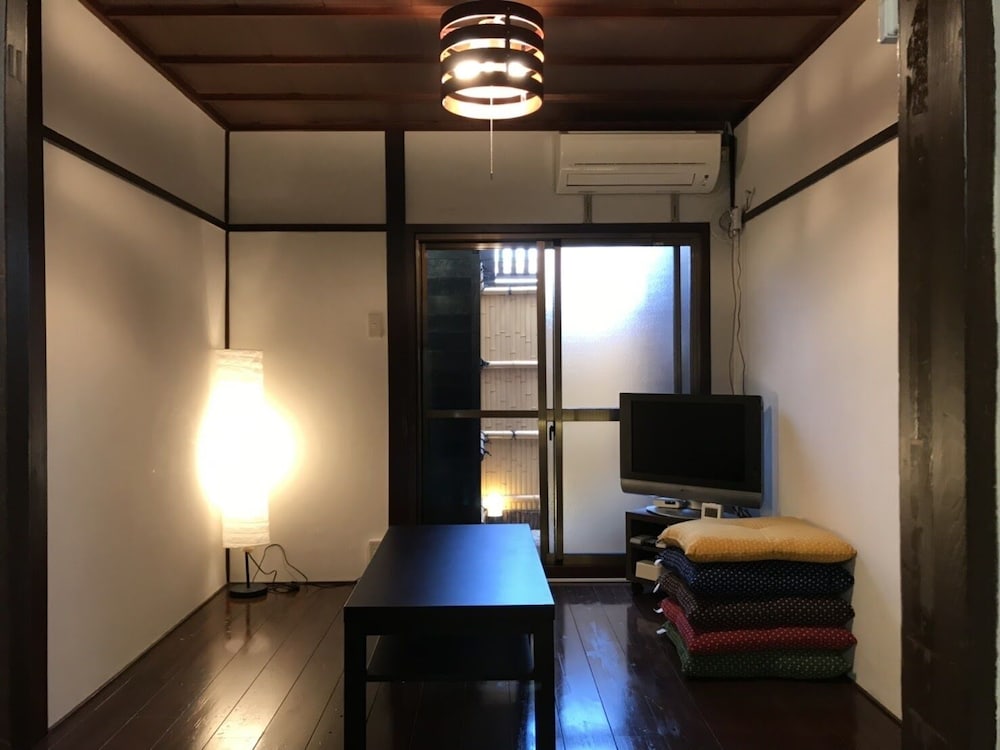 メインイメージ | Tsukisocho Apartment メインイメージ | Tsukisocho Apartment