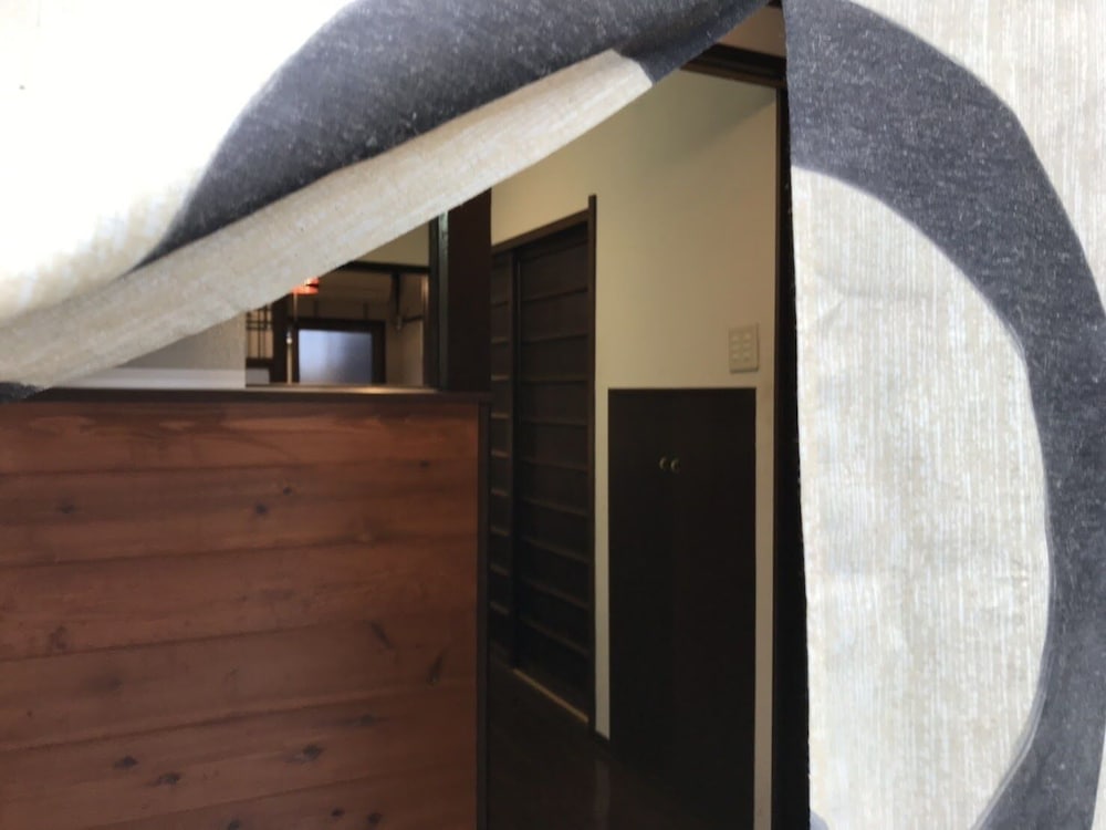 内部エントランス1 | Tsukisocho Apartment 内部エントランス1 | Tsukisocho Apartment