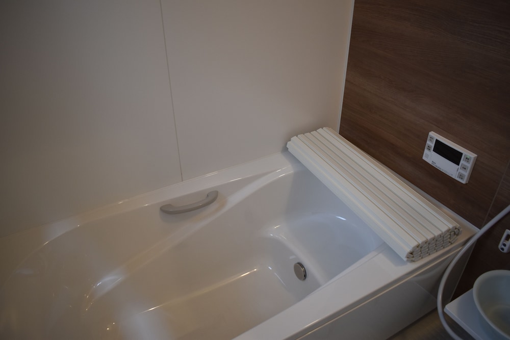 西大路FUKURO 深めの浴槽0 | Nishioji Fukuro