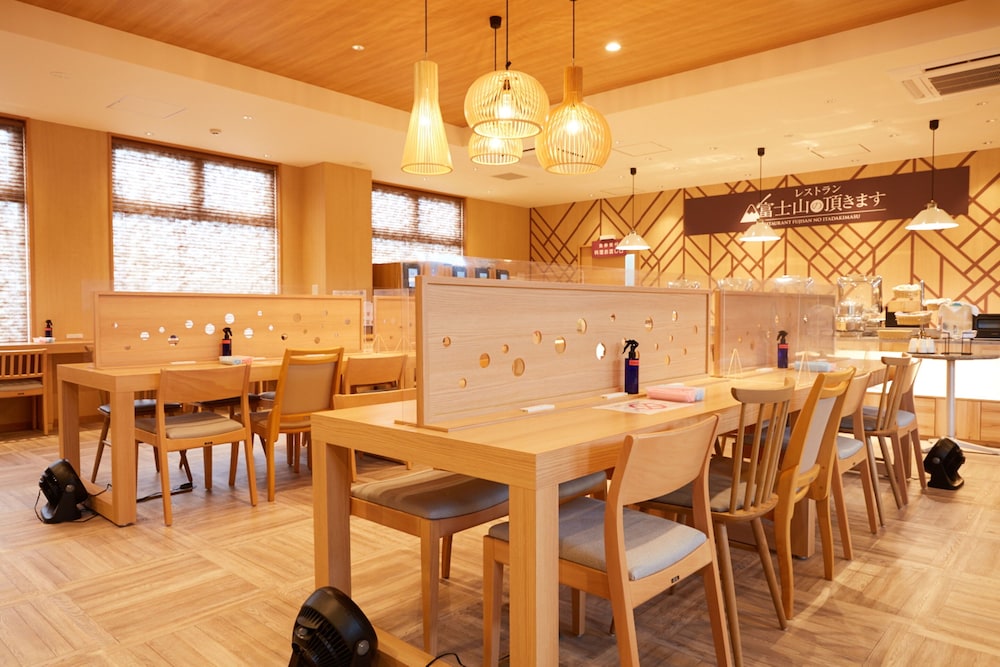 朝食スペース1 | レンブラントスタイル御殿場駒門