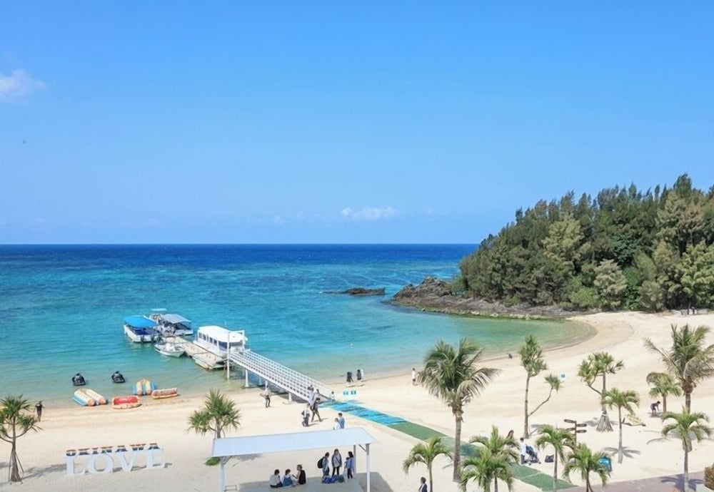 トップフロア オーシャンビュー ツインルーム 客室4 | KARIYUSHI LCH.RESORT on The Beach