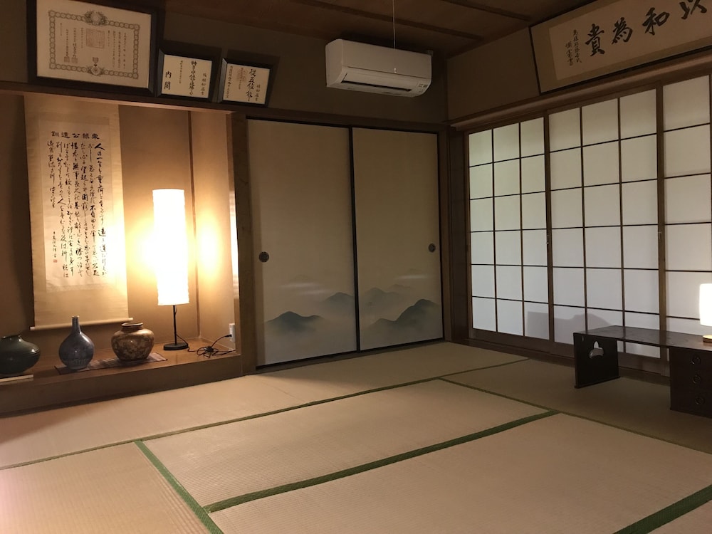 客室1 | 新島 民宿ウエゴ